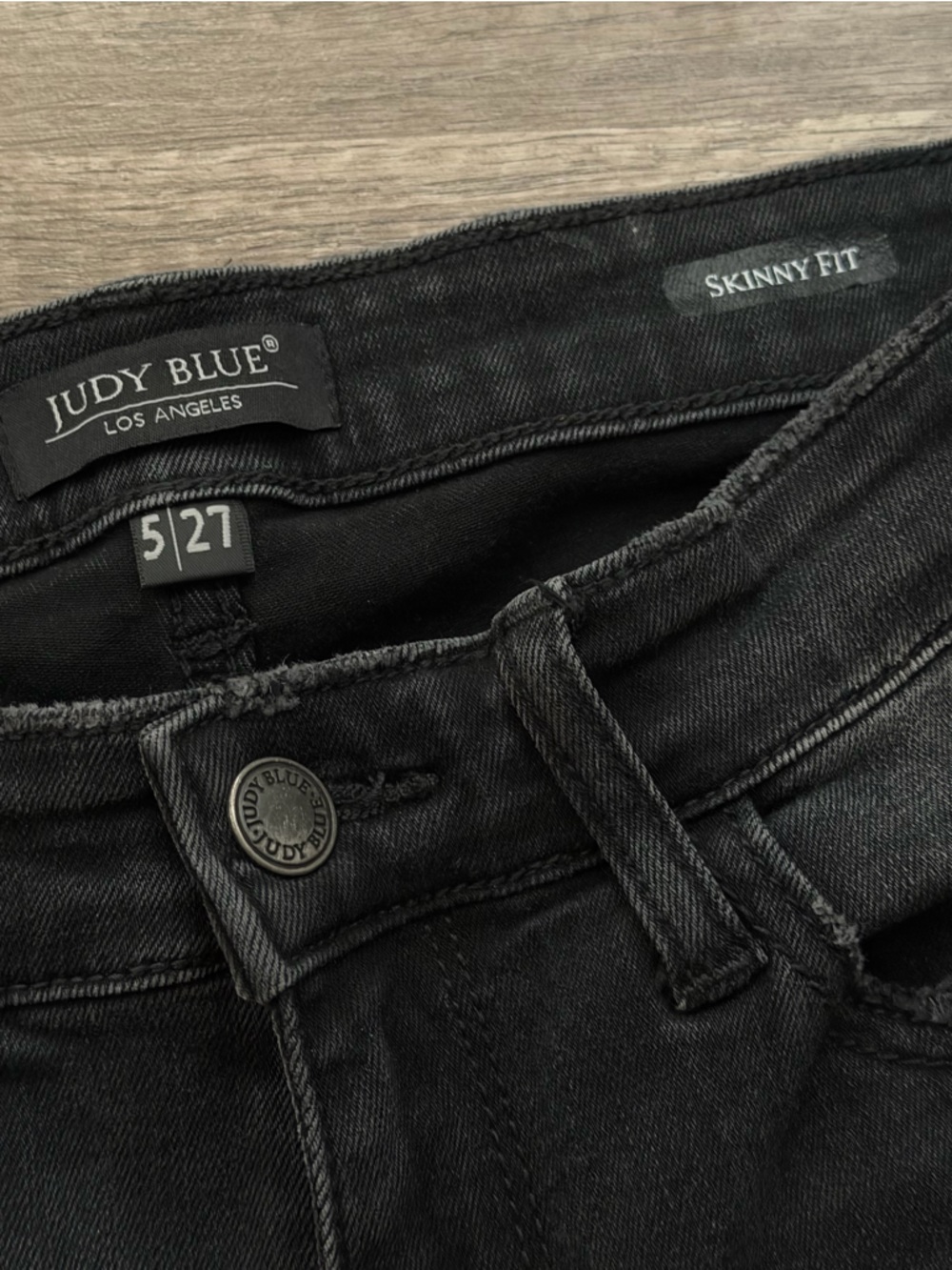 Judy Blue Black High-Rise Frayed-Hem Women’s Jeans 5/27 - Picture 6 of 8